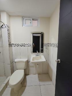 Apartamento 1 habitación amueblado en renta en zona 15