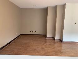 Apartamento En venta  Equipado Torreliana 