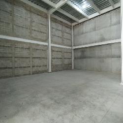 Ofibodega en venta en zona 2 de Mixco Interamericana