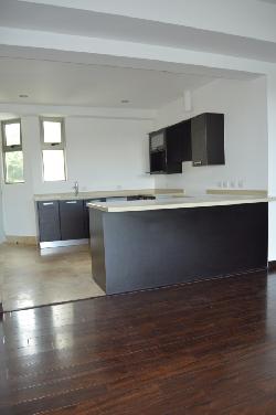 Apartamento con Impresionante Vista en Venta o Renta