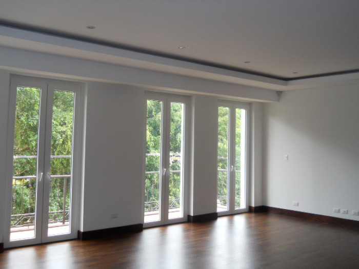 APARTAMENTO AMUEBLADO EN ALQUILER 5 AVENIDA ZONA 14 