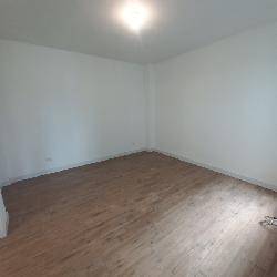 Apartamento en renta zona 11 por el CUM