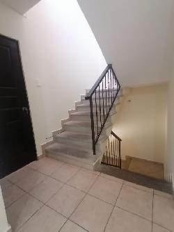 Casa en renta Quinta los Encinos zona 7 de Mixco