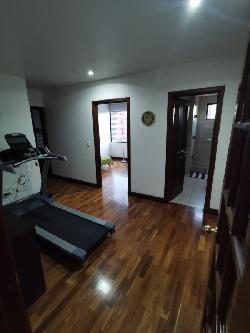 Apartamento en Venta con Habitación Servicio en Zona 10