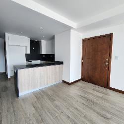 Apartamento 3 Dormitorios en Venta la Zona 10