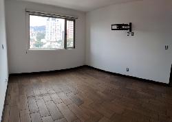 Apartamento en Renta en Zona 10 Edificio Verona