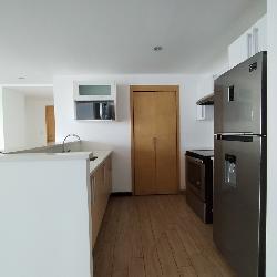 Apartamento en alquiler de 3 habitaciones en zona 10