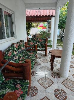 CASA FRENTE A LA PLAYA RAMA BLANCA SIPACATE ESCUINTLA