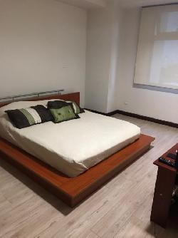 Apartamento en venta en edificio Veinti4 zona 10 