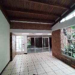 Casa de 1 Nivel en Renta en Zona 9 Guatemala