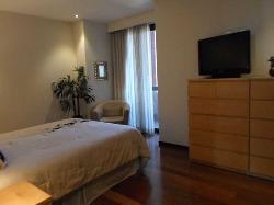 Apartamento Amplio en Venta en Zona 15 en Tarragona