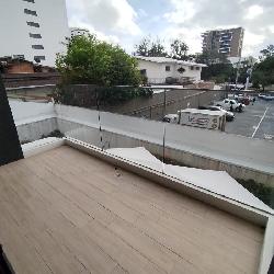 Apartamento en Renta en Edificio Nivó Zona 15 VH I