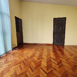 Apartamento en renta en Monte Maria 1 dentro de garita