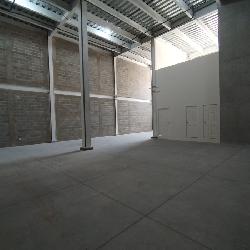 Ofibodega en venta en zona 2 de Mixco Interamericana