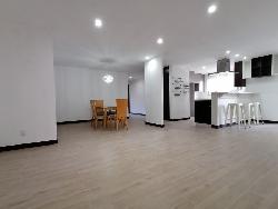 Apartamento de 3 habitaciones en venta Attica Zona 14