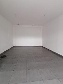 Locales comerciales en USAC zona 12