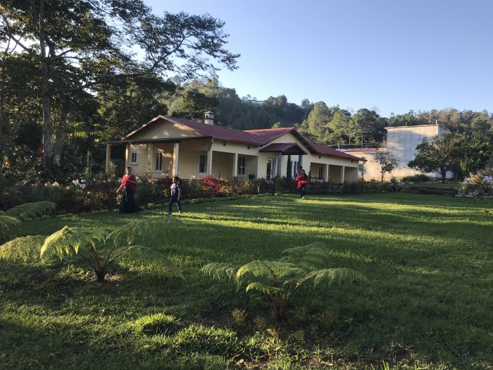 Alquiler de casa y terreno en Alta Verapaz Guatemala