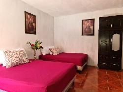 CASA FRENTE A LA PLAYA RAMA BLANCA SIPACATE ESCUINTLA