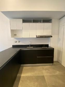 Apartamento En Renta y Venta en Shift de Cayal zona 16        