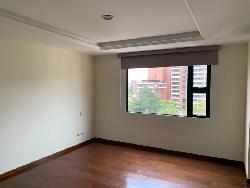 Apartamento en venta edificio Zona 10 Guatemala