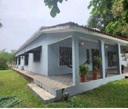 Casa con piscina y rancho a la venta El Pumpo Taxisco