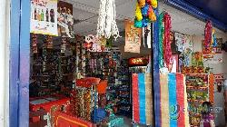SE VENDE CASA COMERCIAL EN VÍA PRINCIPAL DE ESCUINTLA