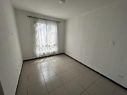 Apartamento en parque7 Calzada Roosevelt en alquiler