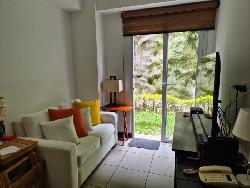 Apartamento con jardín en venta en Zona 16 VH IV