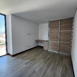 Apartamento 3 Dormitorios en Venta la Zona 10