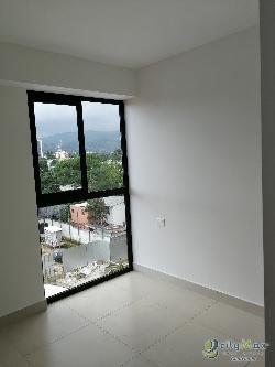 Apartamento en renta zona 14 sector la Villa