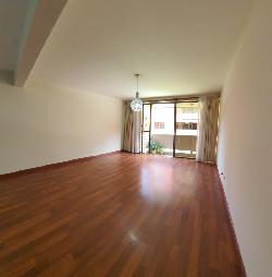 Apartamento en Renta en Villa Real Zona 10.