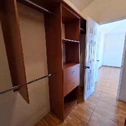 Casa en Venta en Jardines de Verónica en Villa Nueva