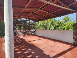 CASA FRENTE A LA PLAYA RAMA BLANCA SIPACATE ESCUINTLA