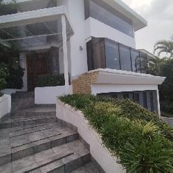 Casa en venta Zona 15 Cañadas de San Lazaro Guatemala