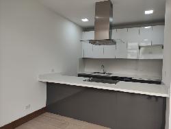 Apartamento en Alquiler Zona 15 V.H. I 