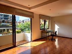 Apartamento en Alquiler en Oakland Villas zona 10 Guate