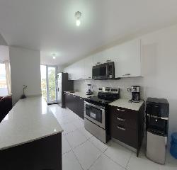 Apartamento en Renta y Venta en Vistas de la Floresta 