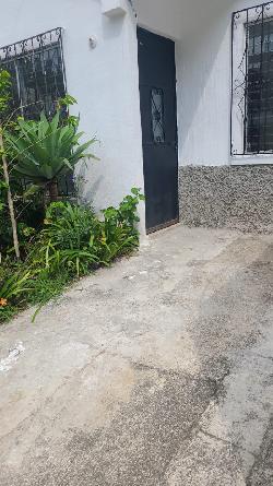 Casa de esquina en venta en San José Pinula