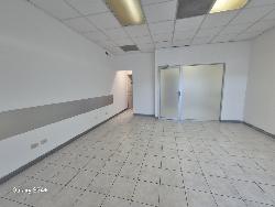 OFICINA EN #VENTA EN ZONA 10
