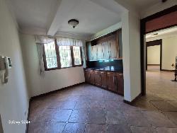 CASA EN #RENTA Y #VENTA EN ZONA 12