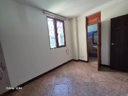 CASA EN #RENTA Y #VENTA EN ZONA 12