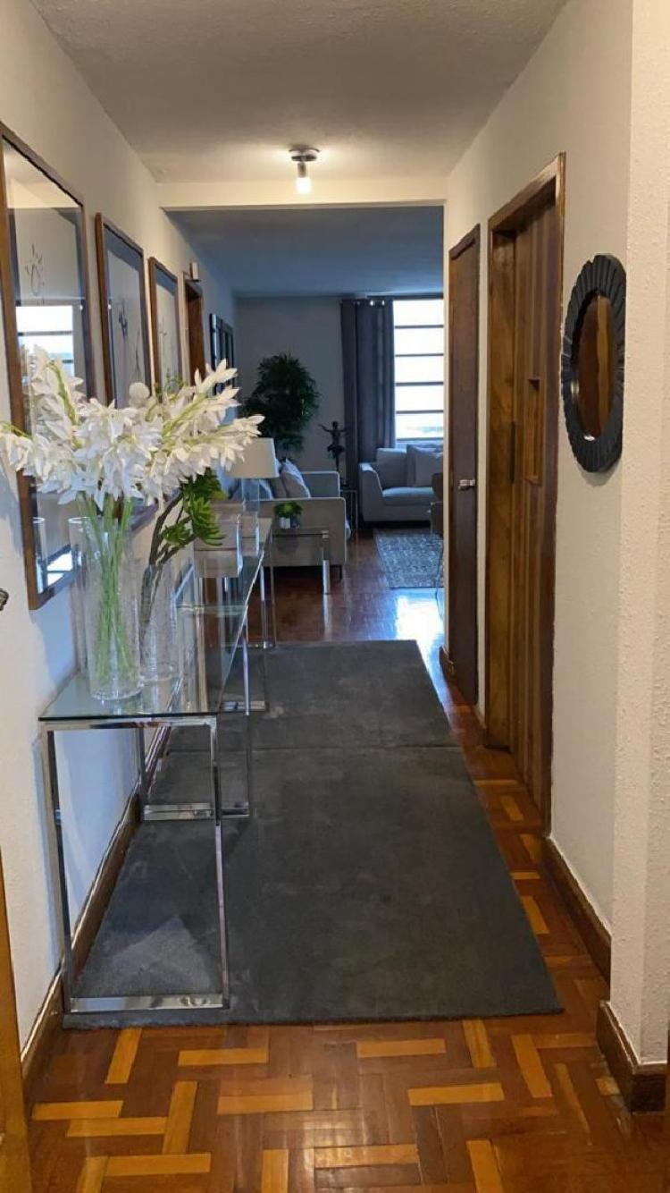 Apartamento Venta o Renta amueblado  zona 10 Guatemala