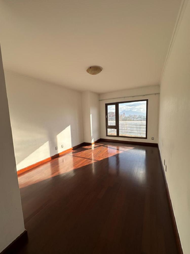 Apartamento amplio en Alquiler en Zona 14 Guatemala