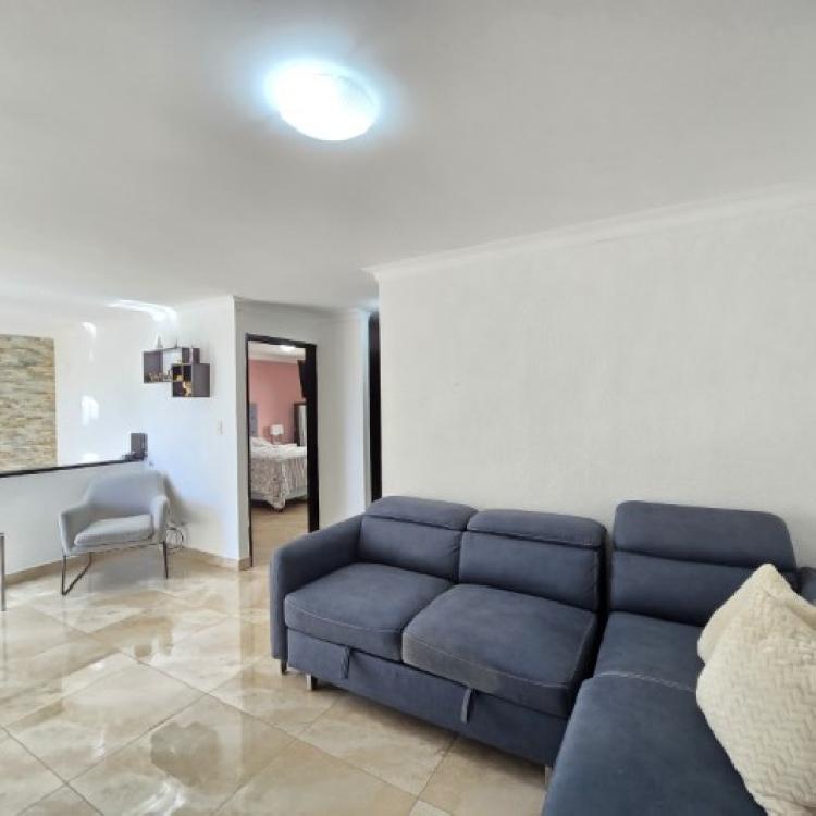 Casa Amueblada en Renta Prados de San Cristóbal Mixco