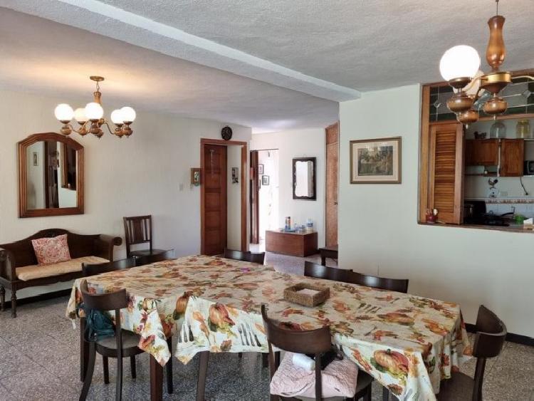 Casa y Apartamento en Venta San Cristóbal, sin garita.