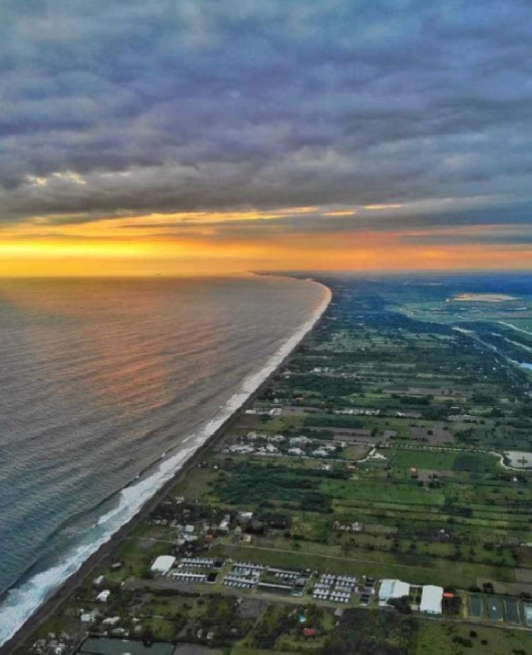 Casa de Playa en Venta Monterrico, Taxisco, Santa Rosa