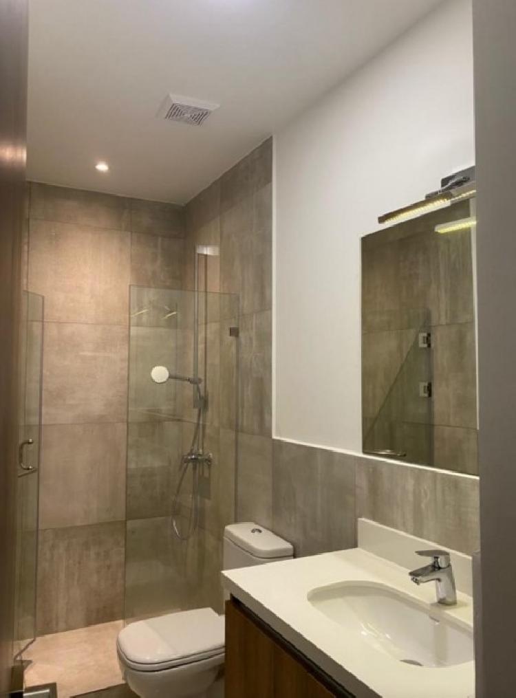 Apartamento en Venta y Renta Zona 10, Ciudad Guatemala