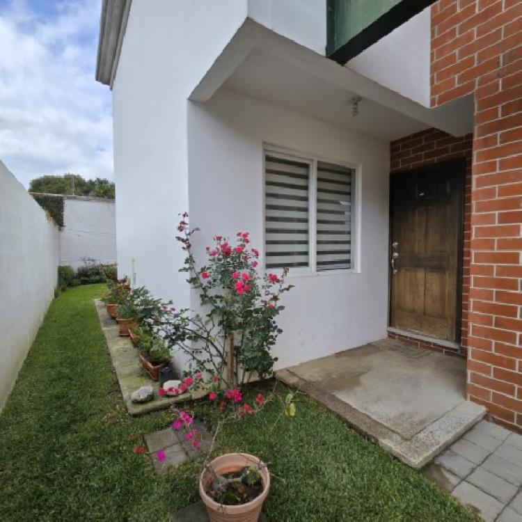 Casa en Venta en el centro de San Lucas, en condominio