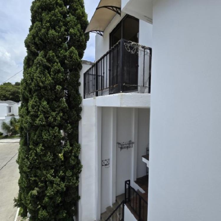 Casa en Venta en Condominio sobre Bulevar San Cristóbal