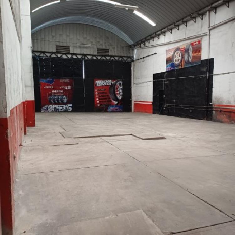 Bodega en Renta Bosques de San Nicolás Zona 4 de Mixco